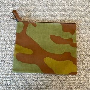 Peplor M29 Camo clutch